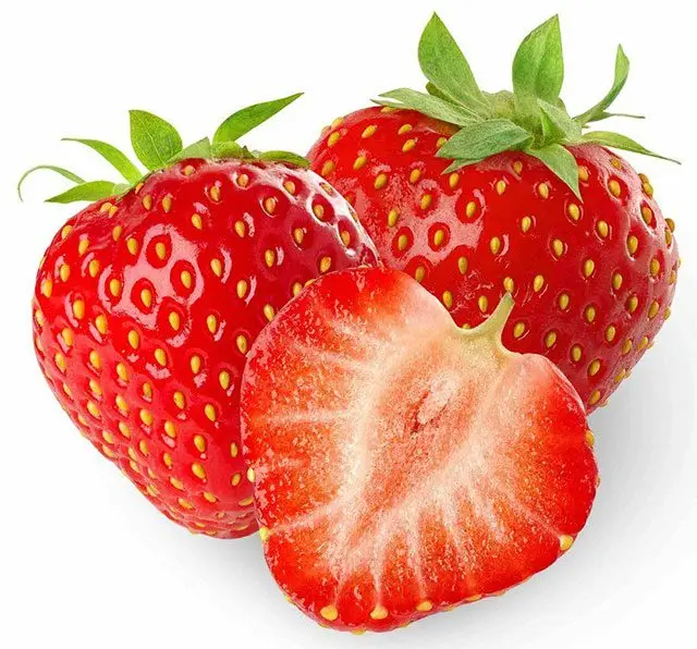 Cultivo de fresa - Dos fresas y media fresca
