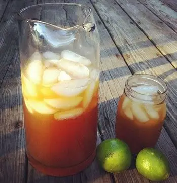 Cultivo de caña de azúcar - Jugo de caña de azúcar con limón
