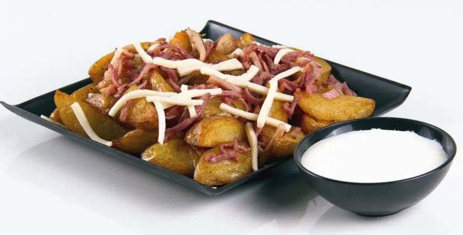Cultivo de papa - Papas fritas con jam&oacute;n y queso