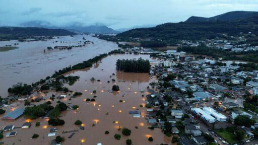 Fuertes lluvias en Brasil causan pérdidas humana y materiales