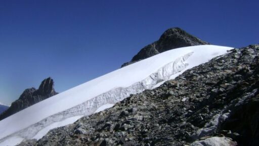 Experto: deshielo del pico Humboldt es parte de un ciclo geológico natural