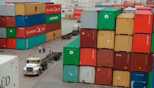 Bolivia estableció en cero aranceles a la importación de agroquímicos y maquinaria agrícola