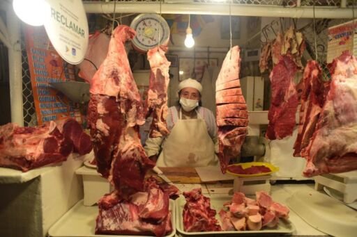 Comerciantes de carne de Bolivia fueron a paro para solicitar una baja en los precios